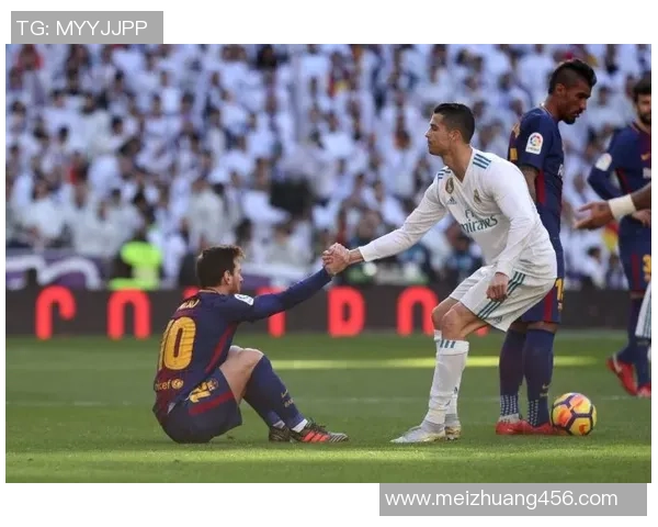 足球明星的经典招式揭秘：从梅西的过人技巧到C罗的任意球绝技